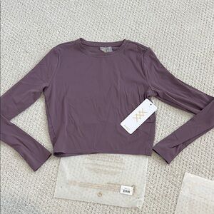 NWT RHONE Serene Fitted Long Sleeve